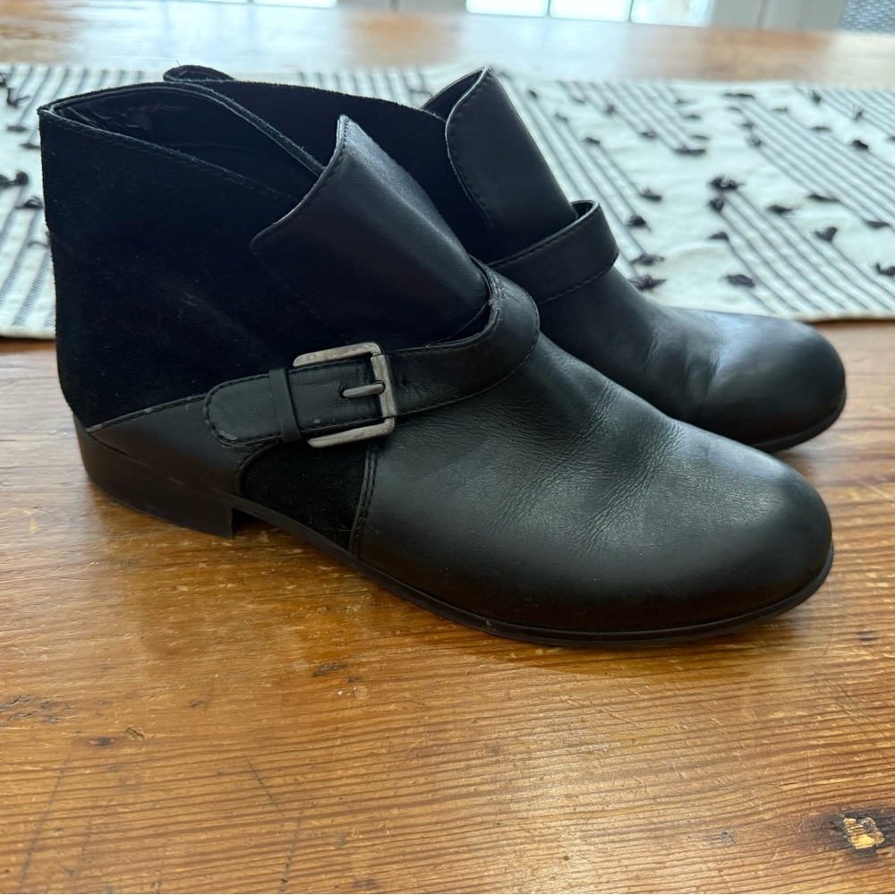 Franco Sarto Black faux Leather Ankle Boots